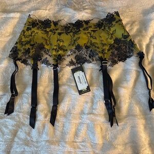 Dita Von Teese Hustler Hollywood green and Black Lace Garter Belt